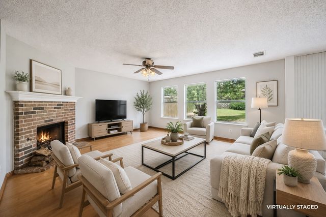 1558 Laurel Hall Lane, Little Elm, TX 75068