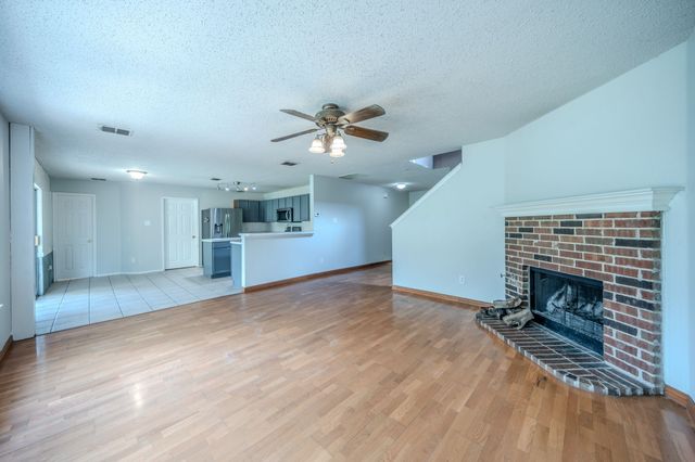 1558 Laurel Hall Lane, Little Elm, TX 75068