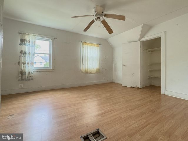 3110 W COURT AVE, Claymont, DE 19703