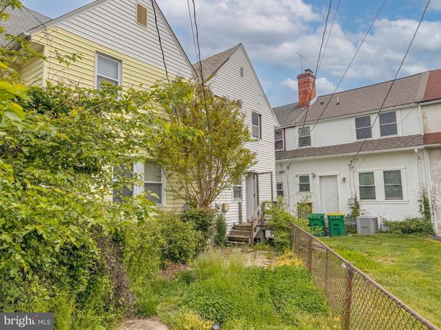 3110 W COURT AVE, Claymont, DE 19703