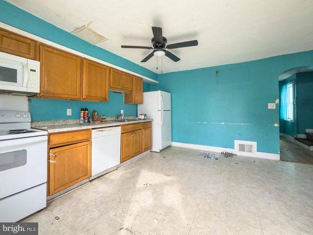 3110 W COURT AVE, Claymont, DE 19703