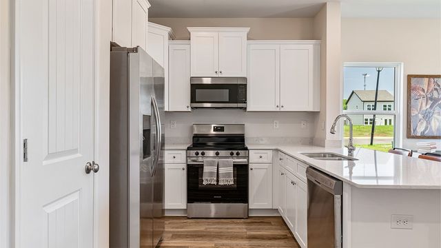 124 Red Deer Trace Unit 5, Dothan, AL 36301