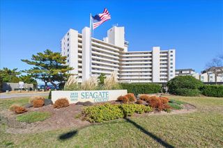 2830 Shore Dr Apt 908, Virginia Beach, VA 23451