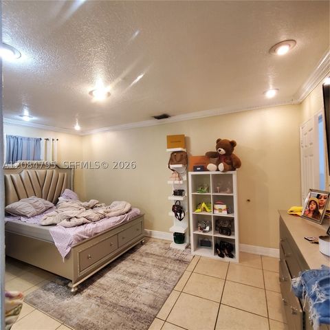 55 SW 60th Ct, Miami, FL 33144