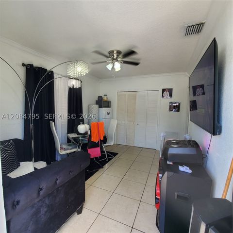 55 SW 60th Ct, Miami, FL 33144