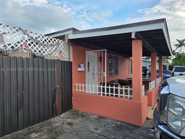 55 SW 60th Ct, Miami, FL 33144