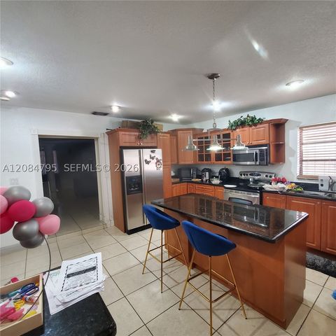 55 SW 60th Ct, Miami, FL 33144