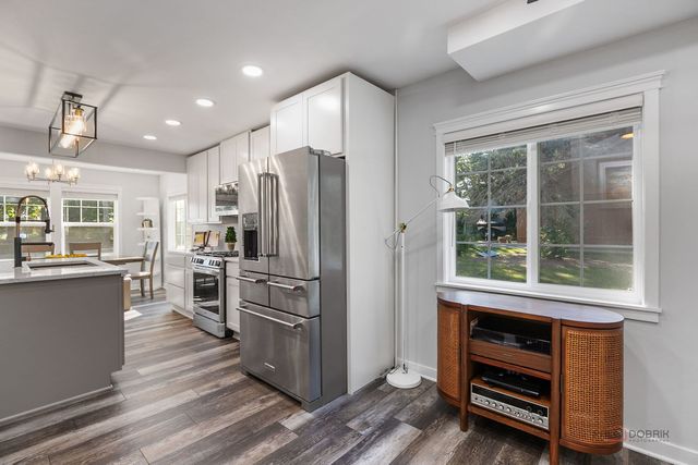 68 E Lakeview Avenue, Round Lake Beach, IL 60073