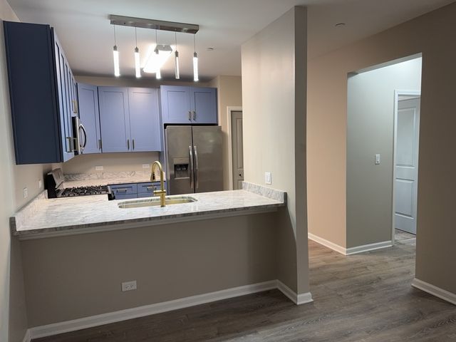 5 S Virginia Road 4, Crystal Lake, IL 60014