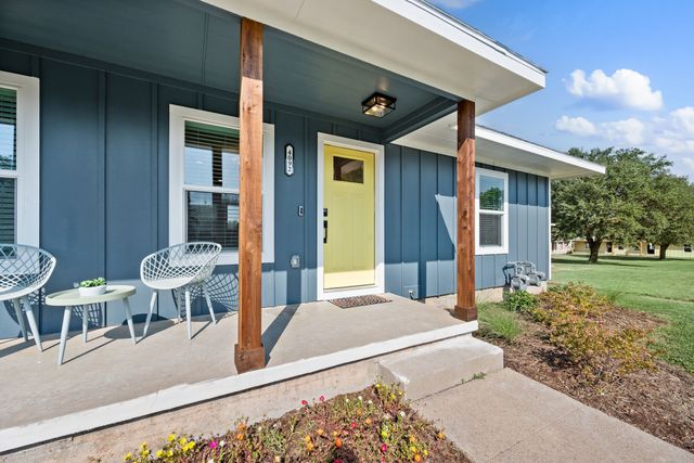 4092 Merida Avenue, Fort Worth, TX 76110