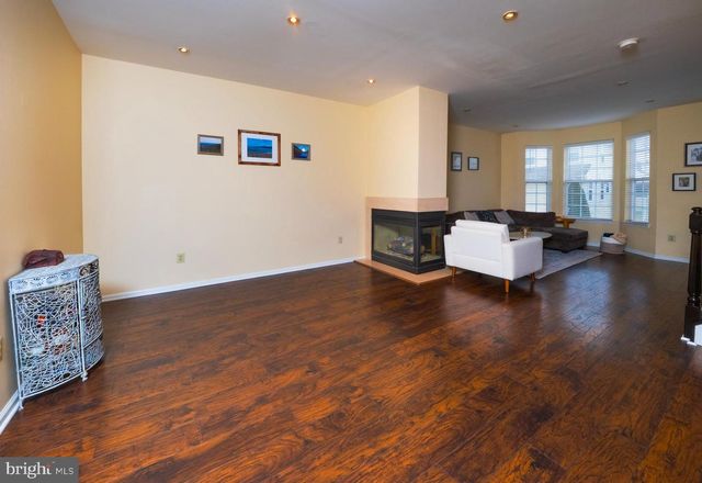 7503 JUNIPER LN, Palmyra, NJ 08065