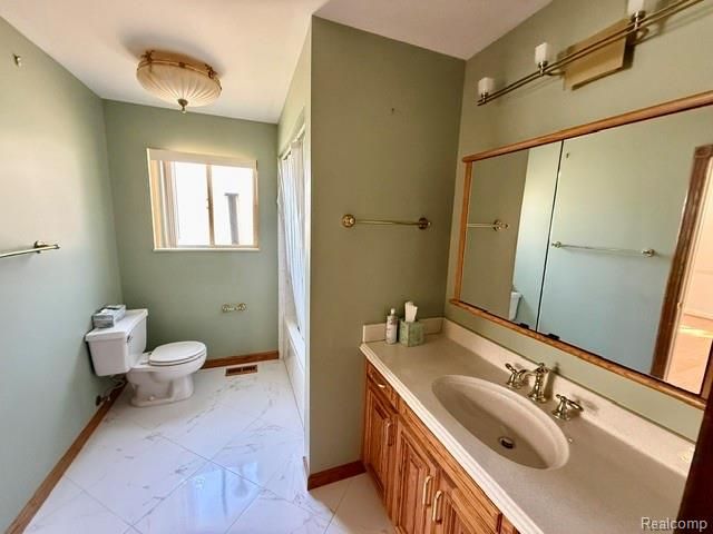 2329 Morrish Road, Flushing, MI 48433