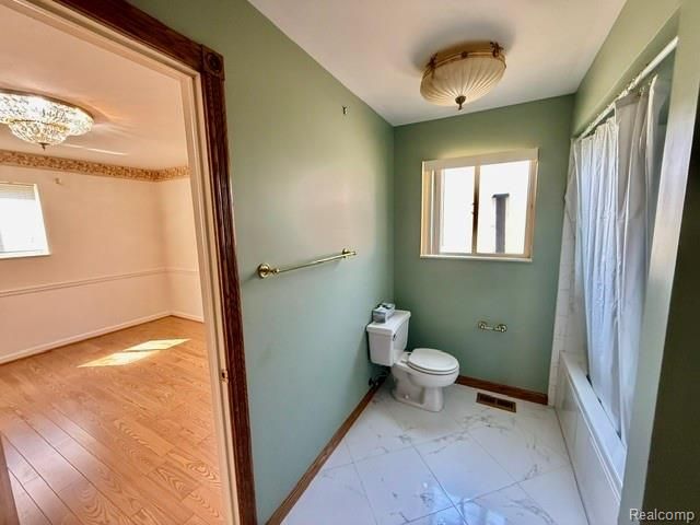 2329 Morrish Road, Flushing, MI 48433