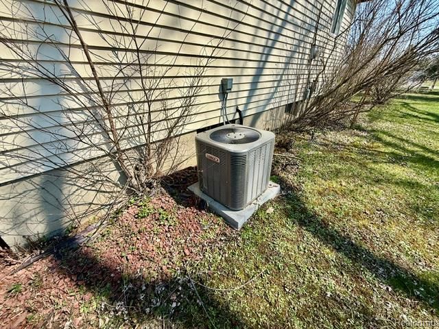 2329 Morrish Road, Flushing, MI 48433