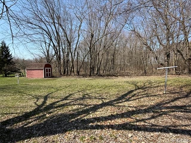 2329 Morrish Road, Flushing, MI 48433