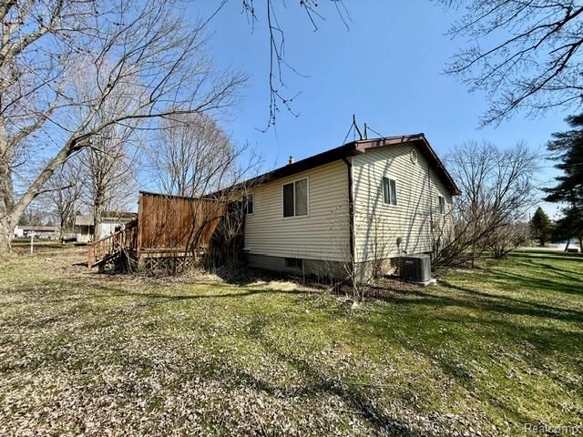 2329 Morrish Road, Flushing, MI 48433