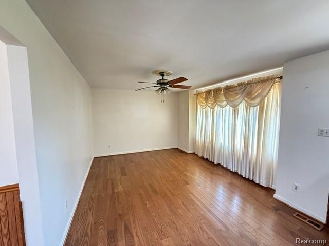 2329 Morrish Road, Flushing, MI 48433