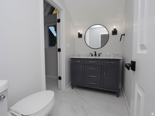 10828 S LOSTWOOD DR, Sandy, UT 84092