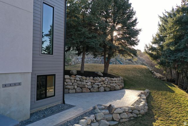 10828 S LOSTWOOD DR, Sandy, UT 84092