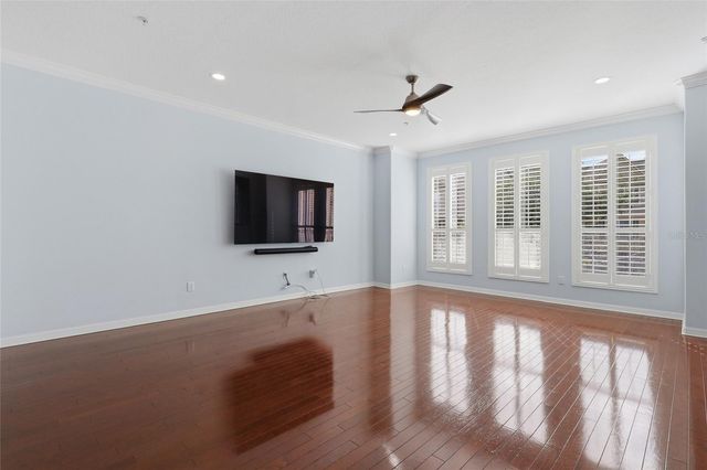 8703 SUNRISE JIB WAY, Tampa, FL 33615