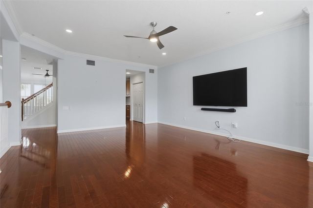 8703 SUNRISE JIB WAY, Tampa, FL 33615
