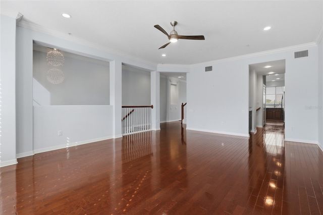 8703 SUNRISE JIB WAY, Tampa, FL 33615