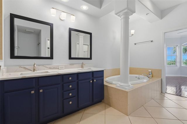 8703 SUNRISE JIB WAY, Tampa, FL 33615