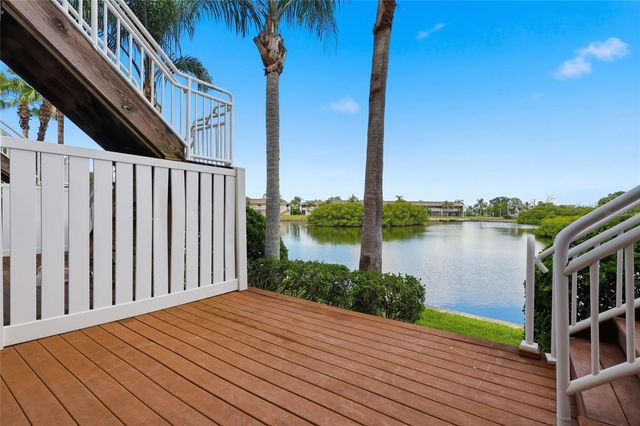 8703 SUNRISE JIB WAY, Tampa, FL 33615