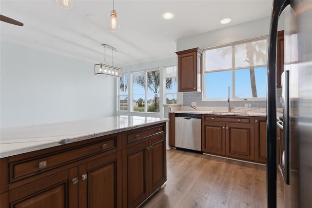 8703 SUNRISE JIB WAY, Tampa, FL 33615
