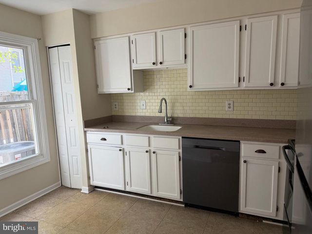 10395 RAPIDAN LN, Manassas, VA 20109