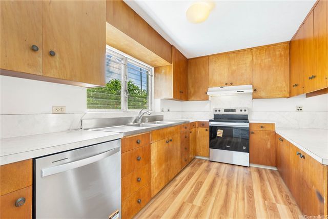 99-445 Aiea Heights Drive, Aiea, HI 96701