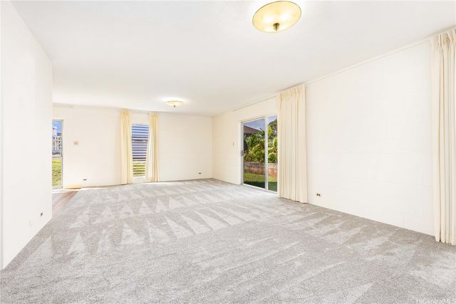 99-445 Aiea Heights Drive, Aiea, HI 96701