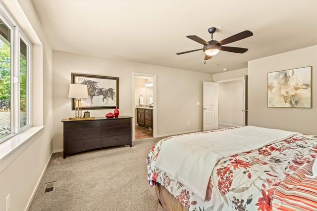 22204 34th Avenue SE, Bothell, WA 98021