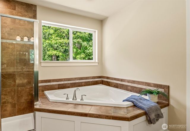 22204 34th Avenue SE, Bothell, WA 98021