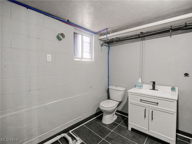 4553 March Avenue, Liberty, OH 44505