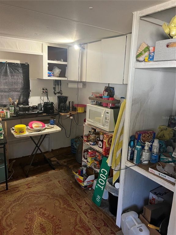 Image 26 of property listing at 118 CREEKSIDE ROAD, Satsuma, FL 32189