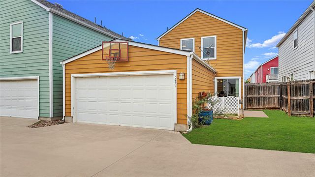 220 Trestle Tree, San Marcos, TX 78666