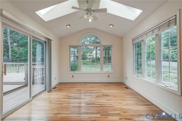 10104 Waltham Dr, Henrico, VA 23238