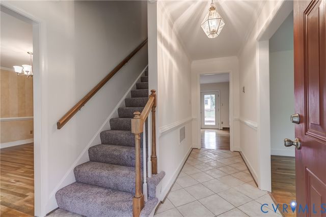 10104 Waltham Dr, Henrico, VA 23238