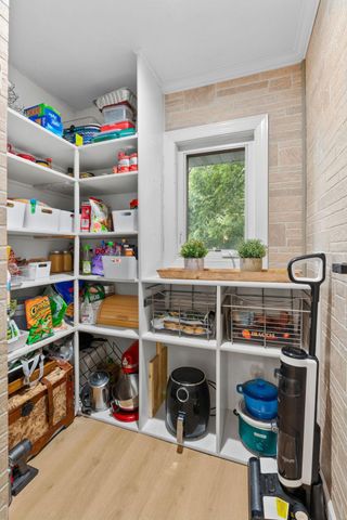400 Decatur Avenue N, Golden Valley, MN 55427