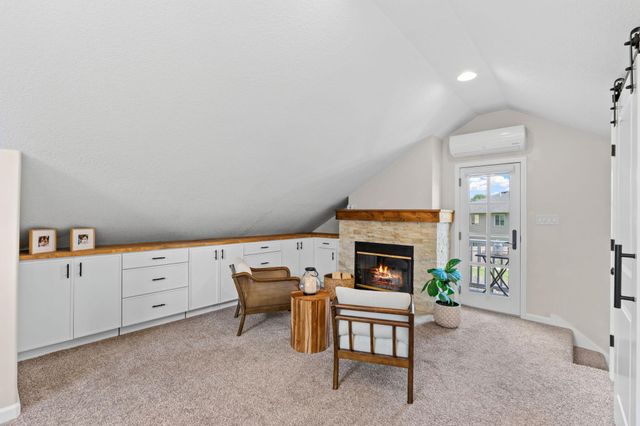 400 Decatur Avenue N, Golden Valley, MN 55427