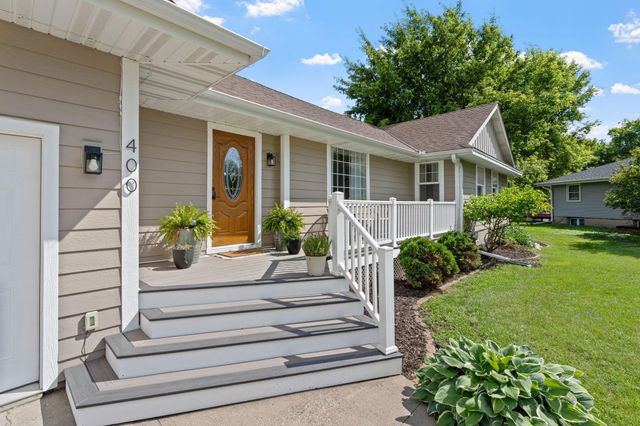 400 Decatur Avenue N, Golden Valley, MN 55427