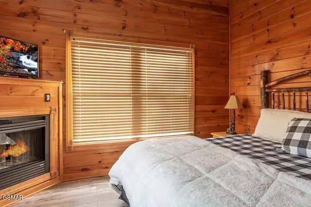 4532 Holly Forest Way, Gatlinburg, TN 37738