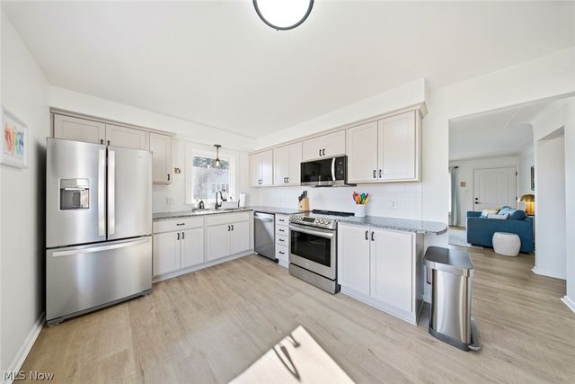 23904 Lake Road, Bay Village, OH 44140