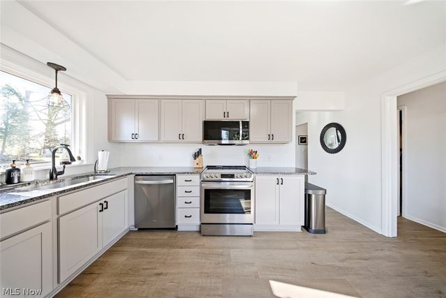 23904 Lake Road, Bay Village, OH 44140