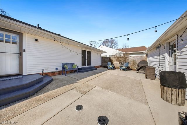 23904 Lake Road, Bay Village, OH 44140