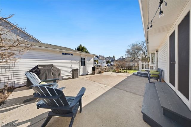 23904 Lake Road, Bay Village, OH 44140