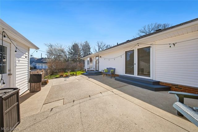 23904 Lake Road, Bay Village, OH 44140