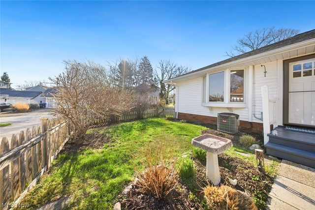 23904 Lake Road, Bay Village, OH 44140