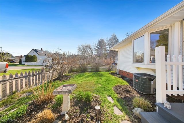 23904 Lake Road, Bay Village, OH 44140